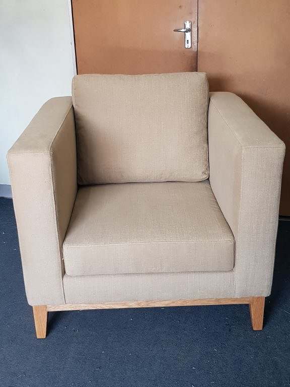 Style and design armchairs occasional chairs 11 576x768