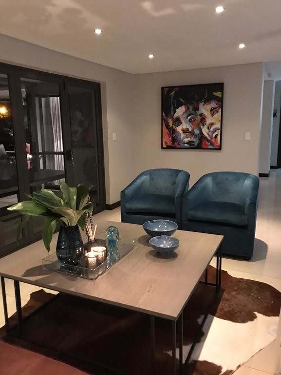 style and design armchairs occasional chairs 24 576x768 1