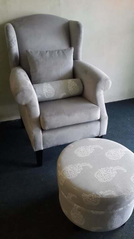 Style and design armchairs occasional chairs 33 432x768